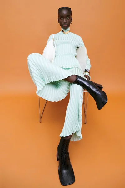 Look 11